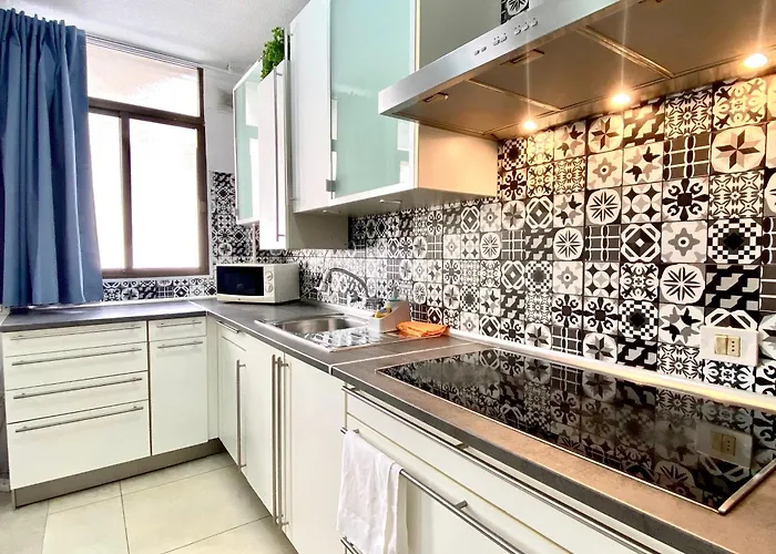 Appartement Paradise - *